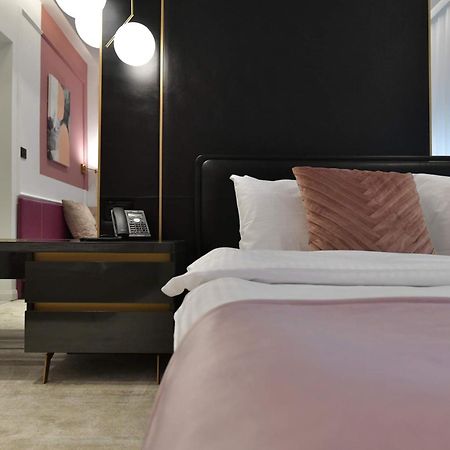 רומה Royal Wellness And Spa מראה חיצוני תמונה